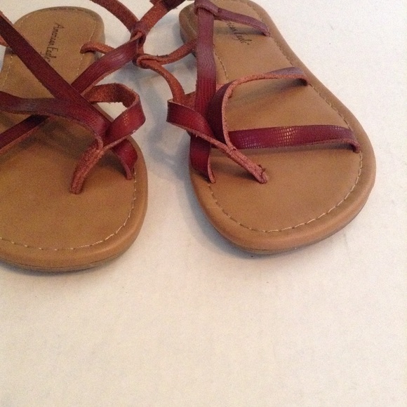 AMERICAN EAGLE BROWN THONG SANDALS 7.5 - Picture 3 of 6